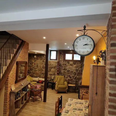 Feriehus La Calleja Villarejo del Valle